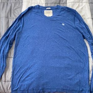 Abercrombie & Fitch Muscle Fit V Neck T- Shirt